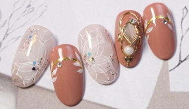 花相蝶身 ｜專業美甲｜沙龍應用｜台灣老師｜花｜HuiHui｜鏡面粉｜亮片｜教學