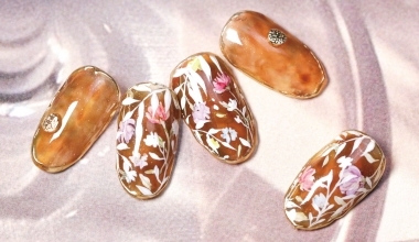 琥珀鑲花 ｜專業美甲｜沙龍應用｜台灣老師｜水彩｜Kaka｜花｜鏡面粉｜奶油膠｜教學