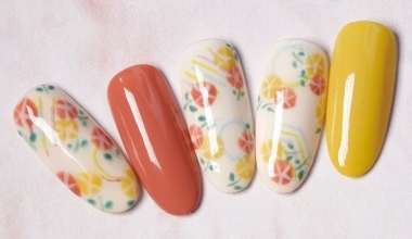 HANA4 ARTIS聯名甲油膠系列×可愛小花 ｜專業美甲｜沙龍應用｜台灣老師｜花｜Kat｜貼紙｜教學