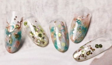 鎏金碎綠 ｜專業美甲｜沙龍應用｜台灣老師｜暈染｜Kat｜貼紙｜亮片｜液態彩繪膠｜教學