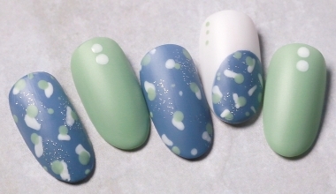 簡約幾何小碎花 ｜DIY美甲｜NLT教學部｜指甲油｜Alashi｜幾何｜北歐風｜指甲油彩繪｜教學